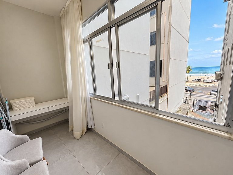Vista Mar na Av. Atlântica | Conforto e Espaço