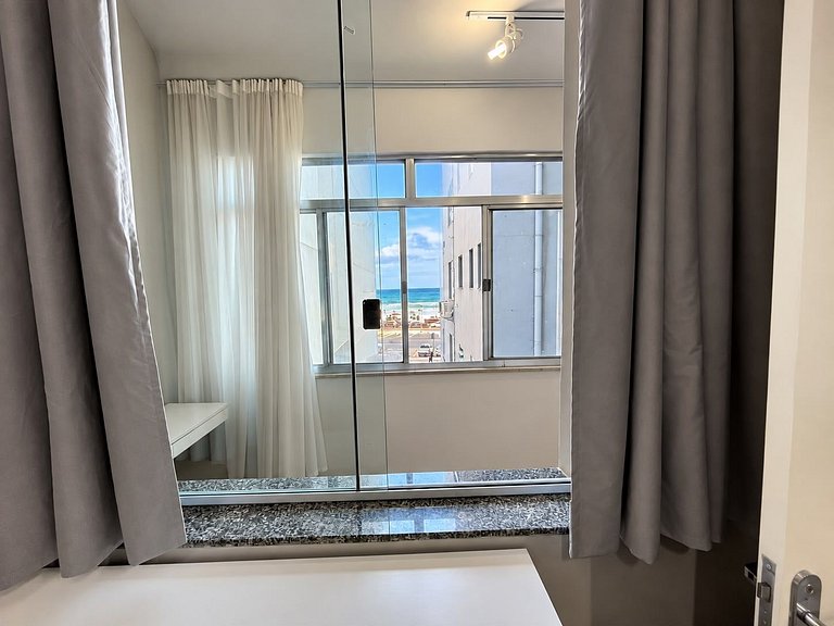 Vista Mar na Av. Atlântica | Conforto e Espaço